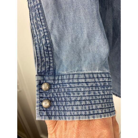 Comptoir Des Cotonniers Women's M Blue Lyocell Pearl Snap Front Shirt - Picture 5 of 9